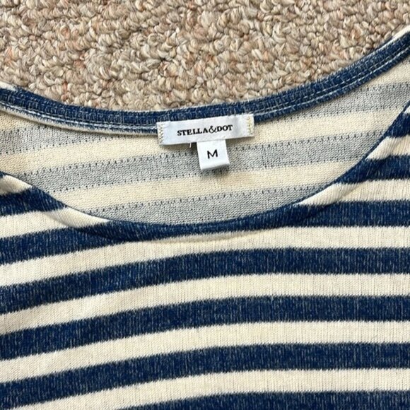 Stella & Dot stripe Top size M - Picture 3 of 4